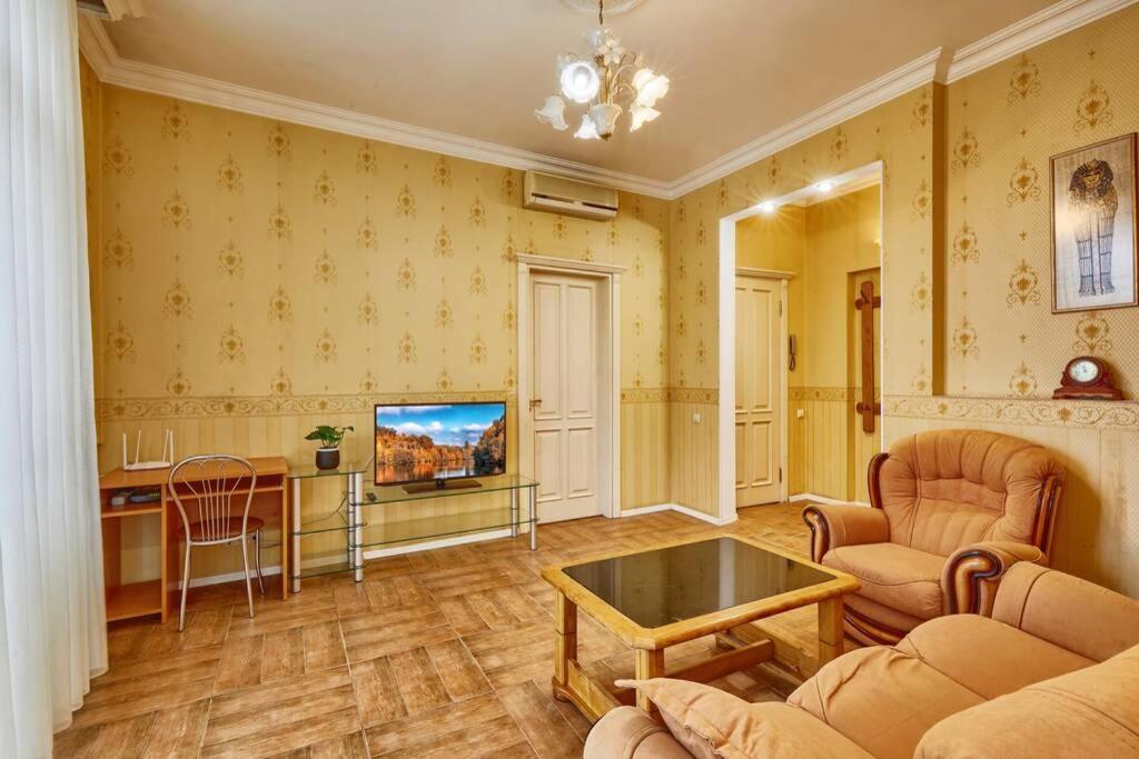 Apartment Near Bessarabsky Square Kiev Eksteriør bilde