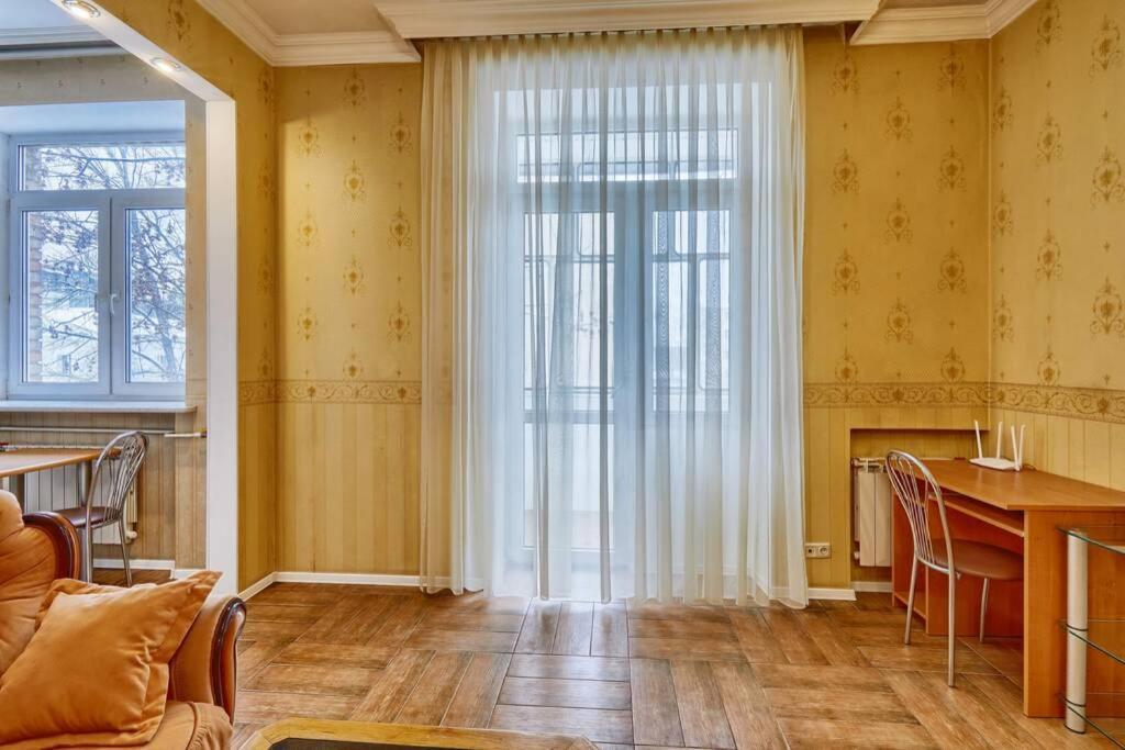 Apartment Near Bessarabsky Square Kiev Eksteriør bilde